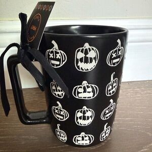 NWT! Halloween Jack-O'-Lantern Black Ceramic Coffee Mug 15 oz